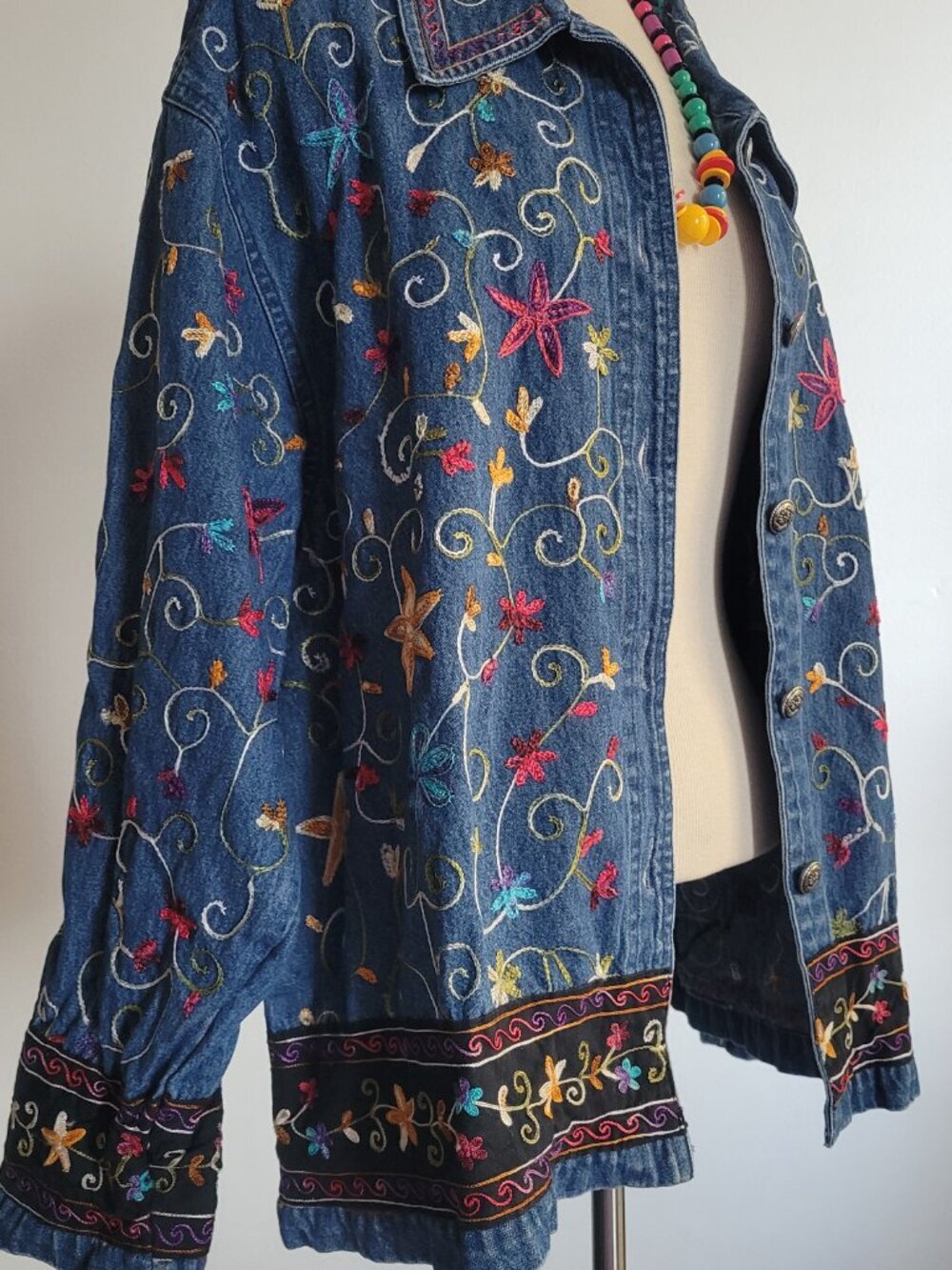 NWOT Your Life Style Embroidered Denim Jacket | Boho Floral Vine Design | Women' - Picture 10 of 16